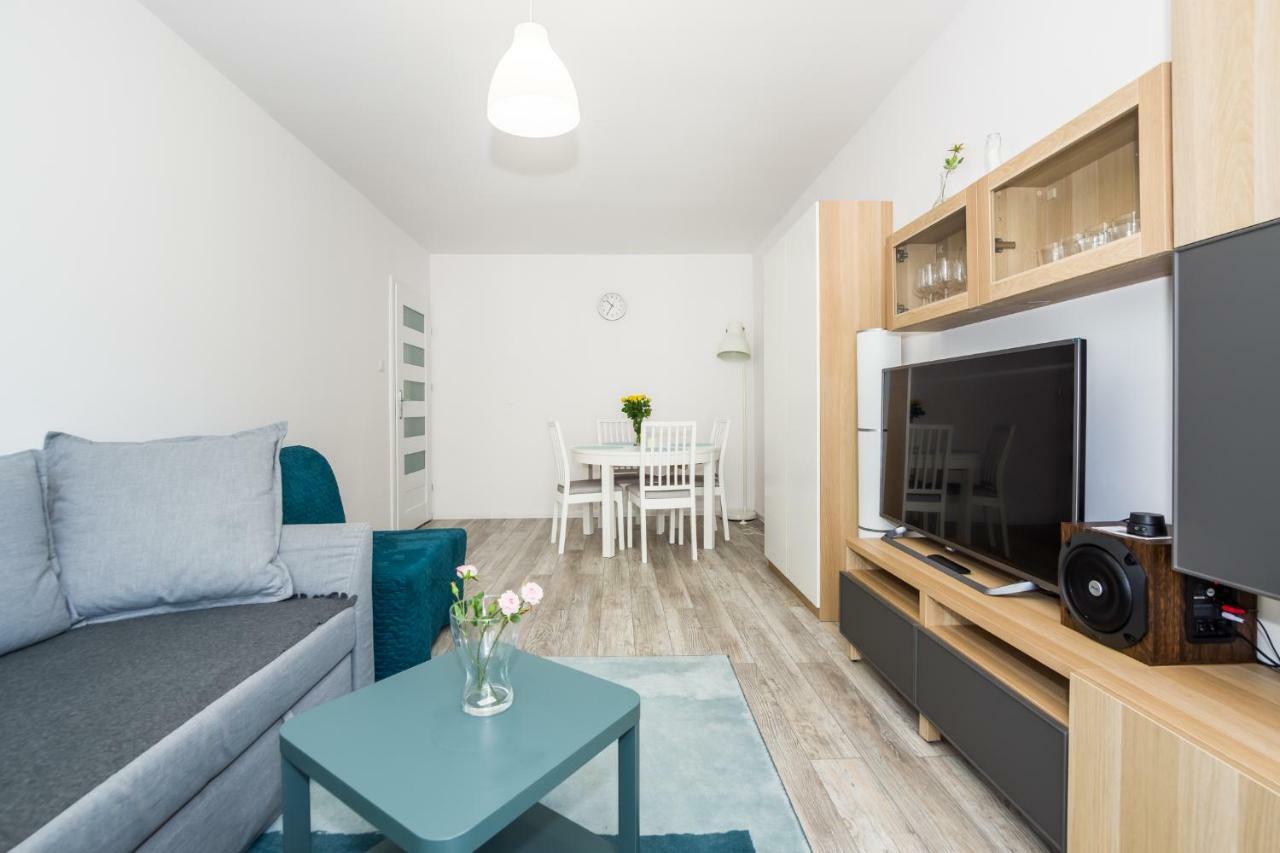 Discover Beaches From Quiet Relaxing Apartment For 6 Гданск Екстериор снимка