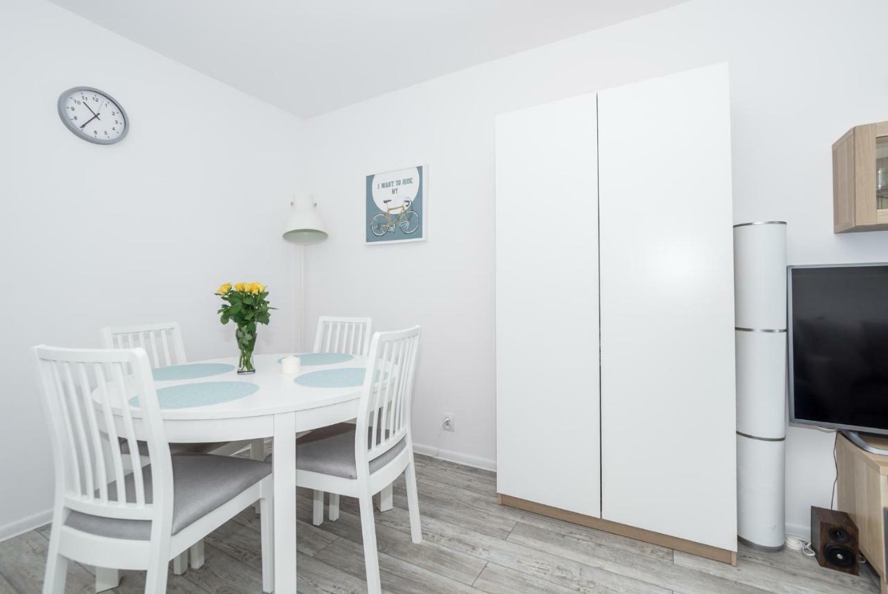 Discover Beaches From Quiet Relaxing Apartment For 6 Гданск Екстериор снимка